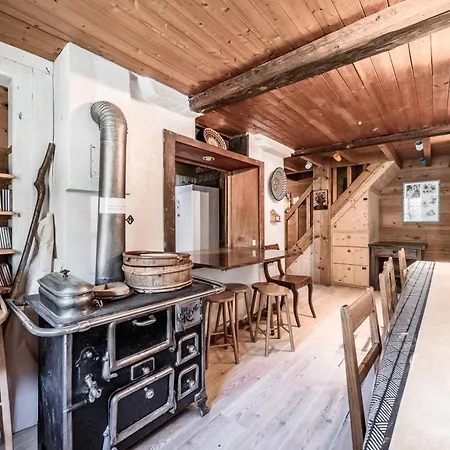 Alpstuga Familial Chaleureux Abondance