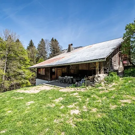 Familial Chaleureux Chalet *